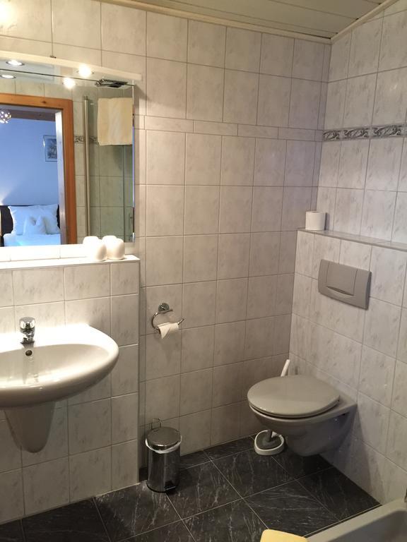 Pension Sigle Dingolfing Exterior foto